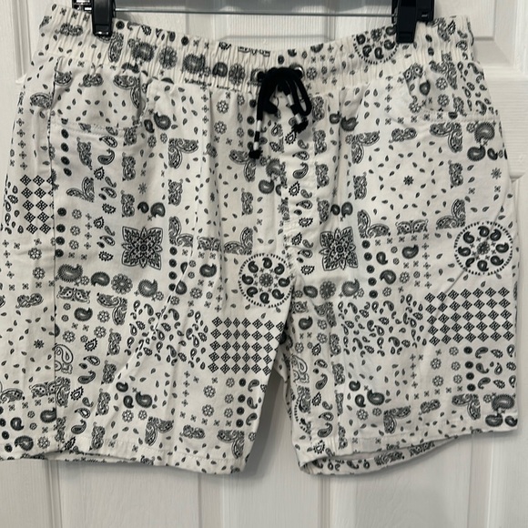 Cotton drawstring shorts worn once - Picture 1 of 3